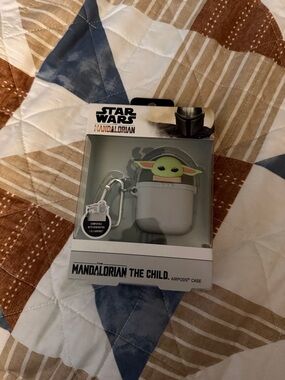 Star Wars Black and White Silicone AirPods Case